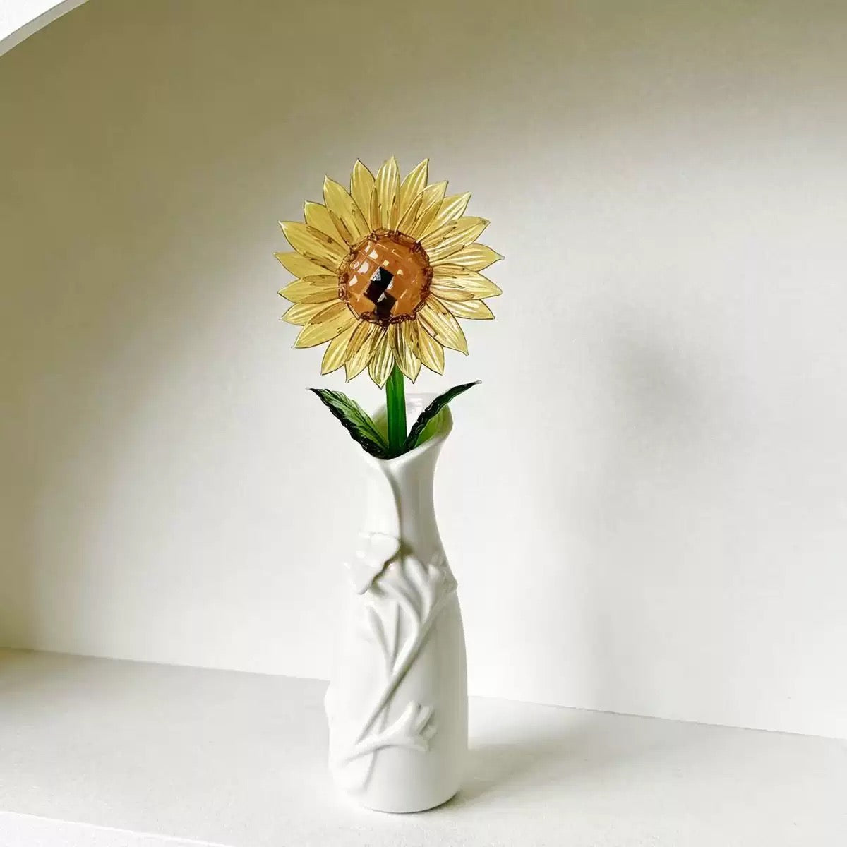 Sunward — Hand-Shaped Glass Sunflower with Ceramic Vase