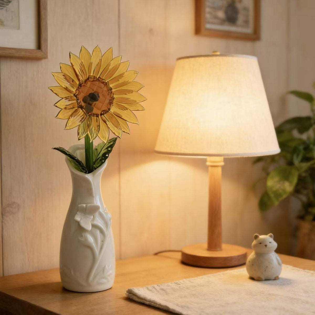Sunward — Hand-Shaped Glass Sunflower with Ceramic Vase
